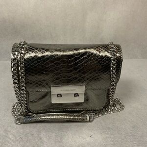 Stunning Michael Kors Metallic Sloan Silver Snakeskin Leather Bag